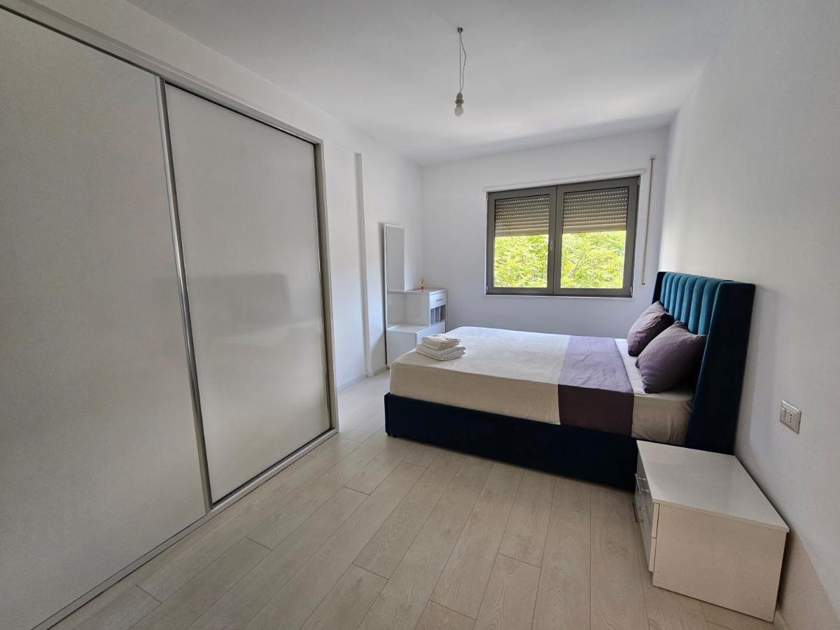 Tower Bridge Apartment Tirana Exterior photo