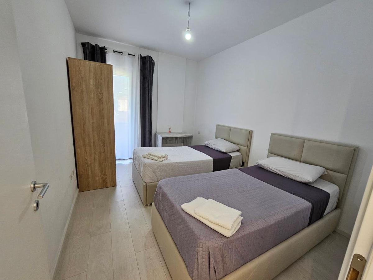 Tower Bridge Apartment Tirana Exterior photo